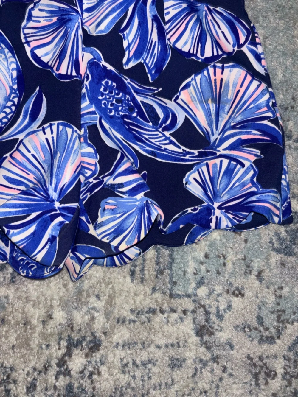Lilly Pulitzer Adelia scuba short - Picture 4 of 6